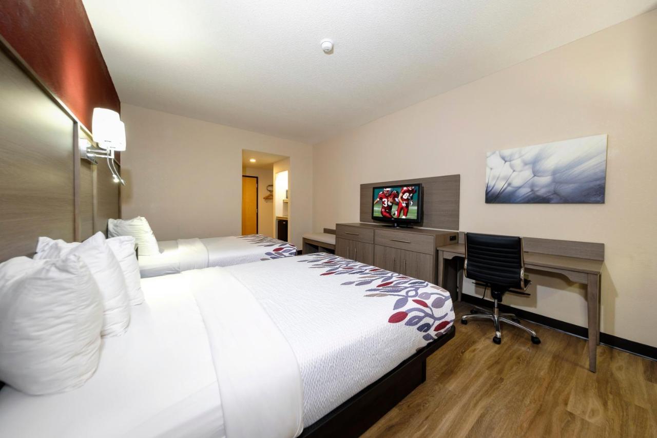 Red Roof Inn Йемасий Екстериор снимка